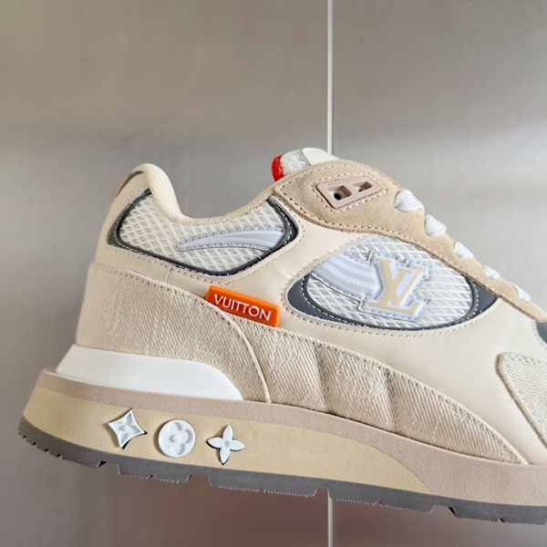 ルイヴィトン靴着用イメージ